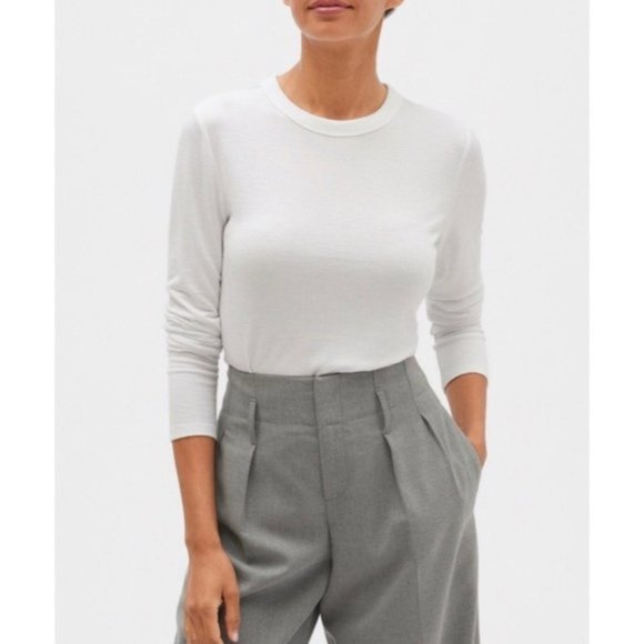 Banana Republic Tops - Banana Republic Luxe Spun Curved Hem Top